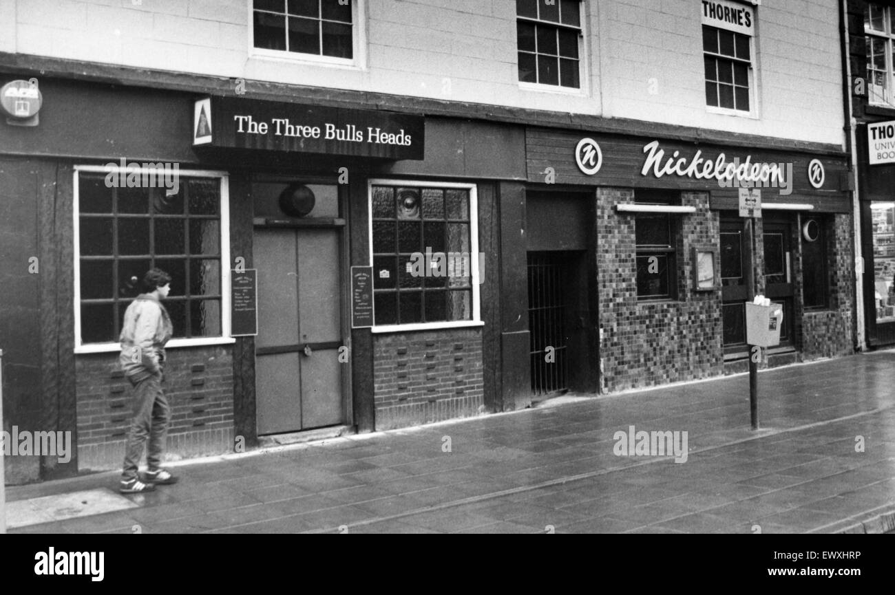 Les trois Bulls Head, Public House, Percy Street, Newcastle, 14 novembre 1984. Banque D'Images