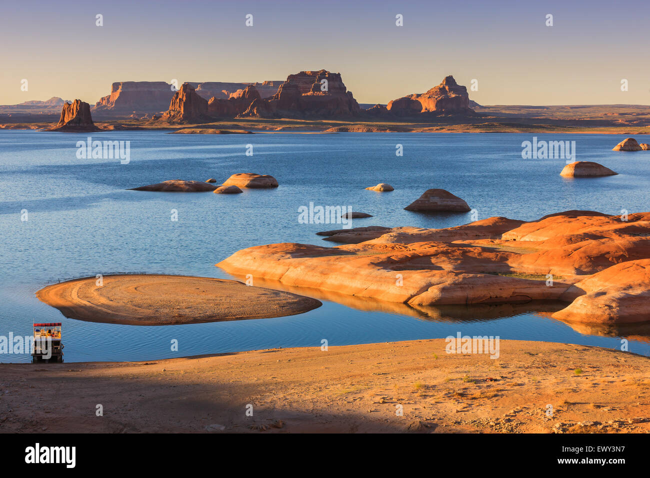 Padre Bay, du Cookie Jar Butte. Le lac Powell, Utah, USA Banque D'Images