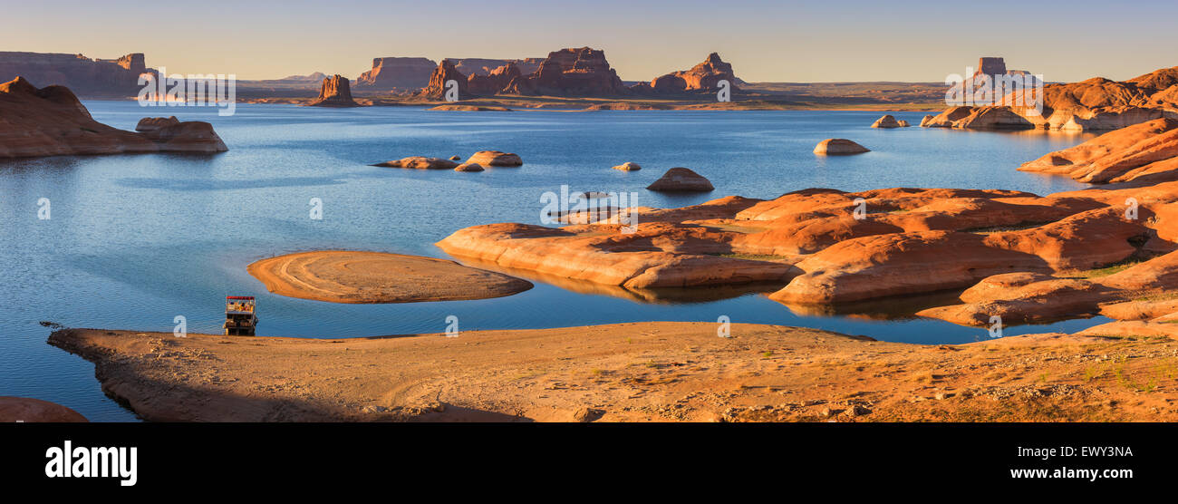 Padre Bay, du Cookie Jar Butte. Le lac Powell, Utah, USA Banque D'Images