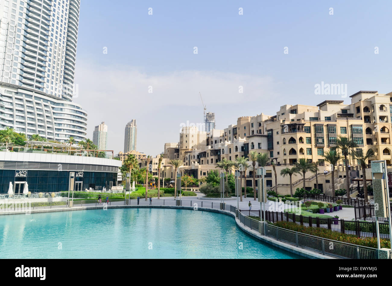 Burj Khalifa Lake - Centre-ville de Dubaï, AUX ÉMIRATS ARABES UNIS Banque D'Images