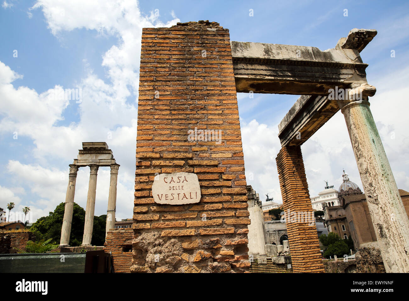 Maison des vestales dans le Forum de Rome Italie Banque D'Images