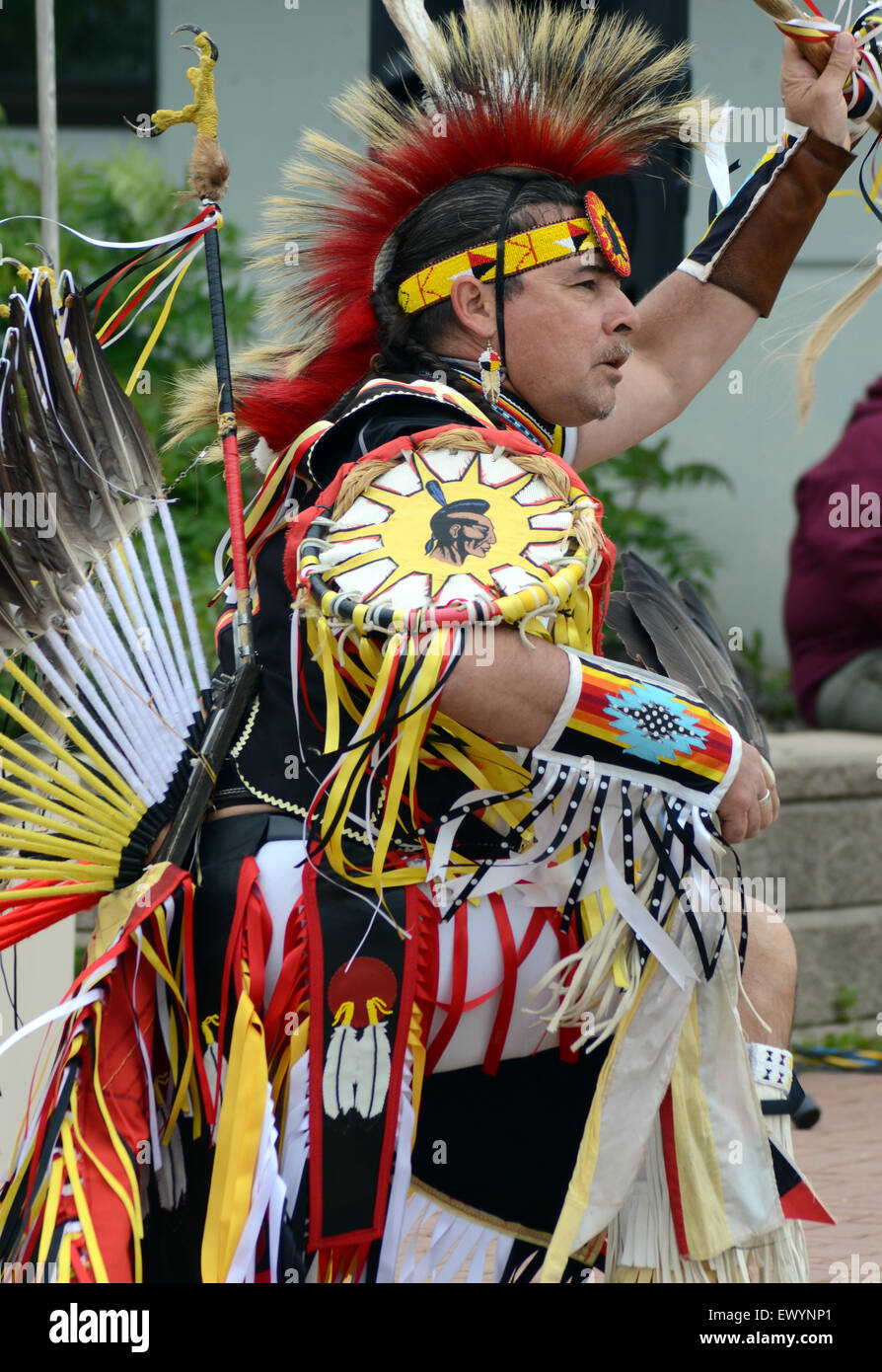 Native American dancer, des autochtones, Millbrook, Nouvelle-Écosse Banque D'Images