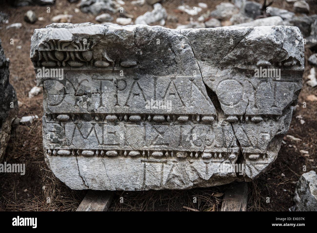 Fragment d'inscription de la pierre à d'anciennes ruines, Phaselis Lycie, Turquie, Turquie Banque D'Images