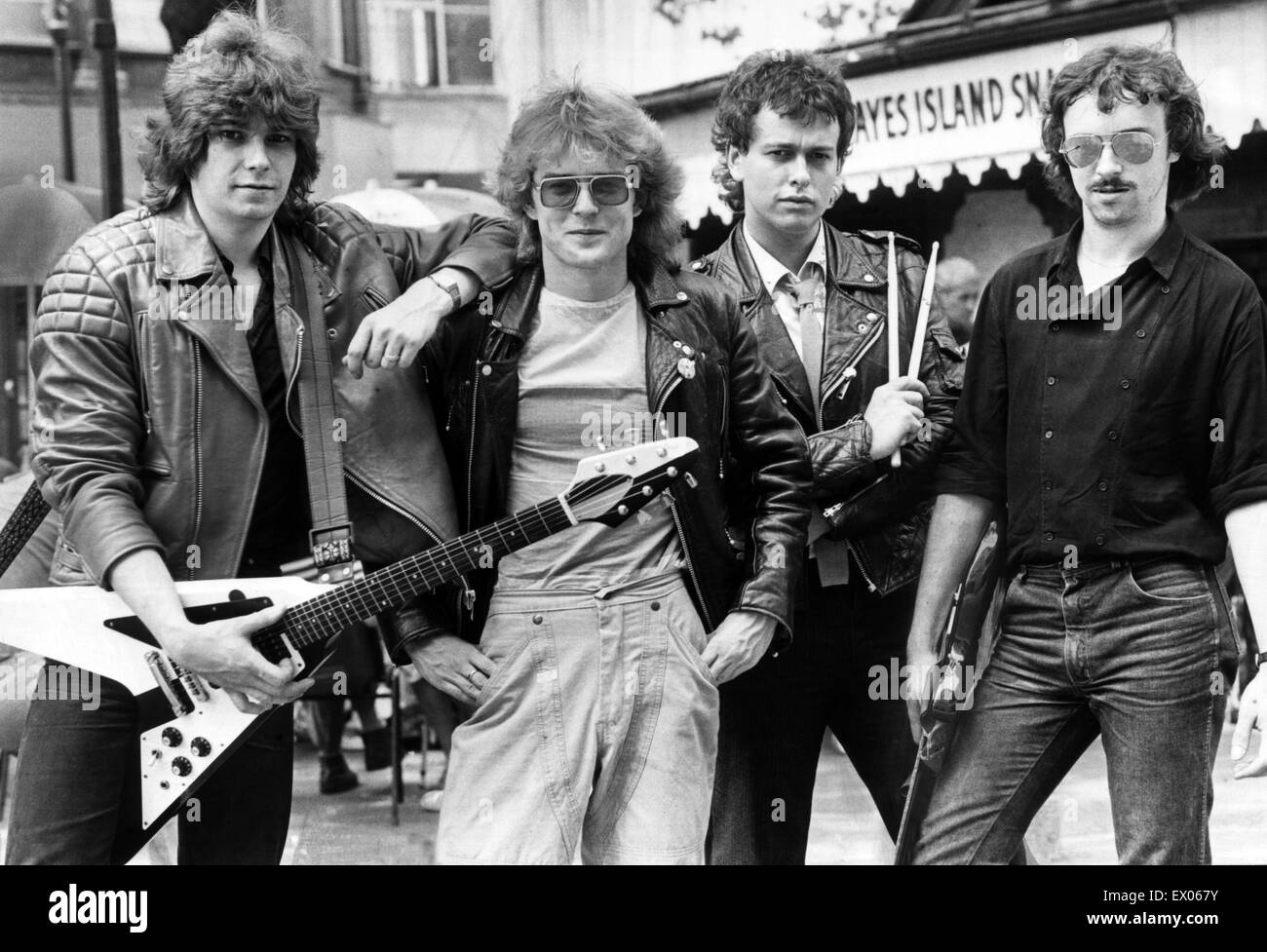 Membres de Ceffyl Pren, la base de Cardiff gallois groupe de rock. 13 juillet 1983. Banque D'Images