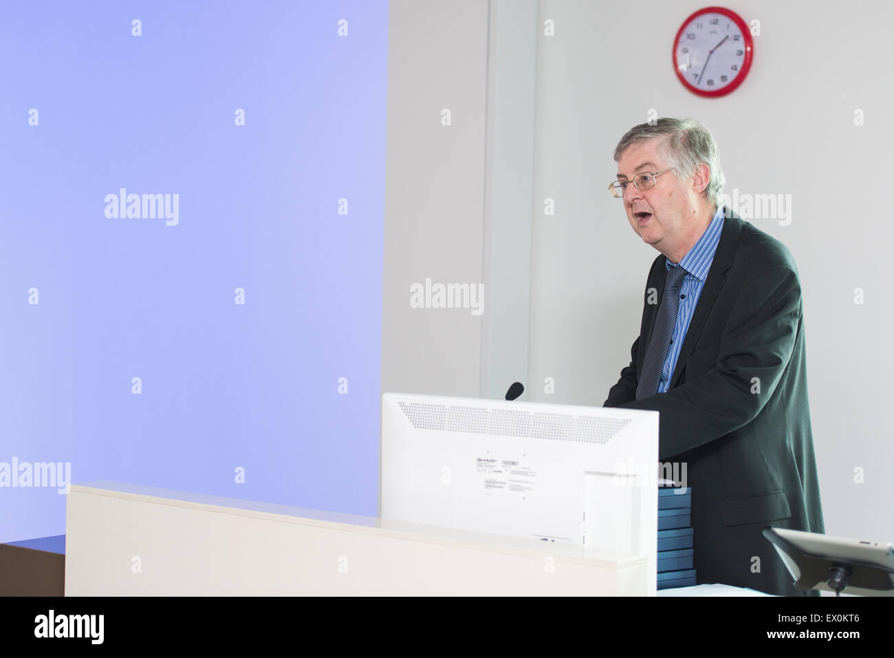 Mark Drakeford SUIS, Ministre de la Santé et des Services sociaux dans le gouvernement gallois Banque D'Images