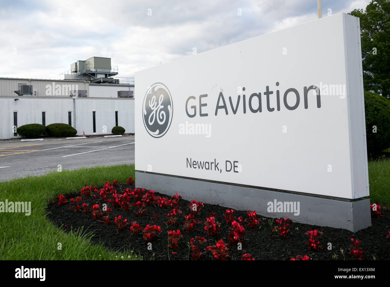 Un logo affiche à l'extérieur d'un établissement occupé par GE Aviation à Newark, Delaware. Banque D'Images