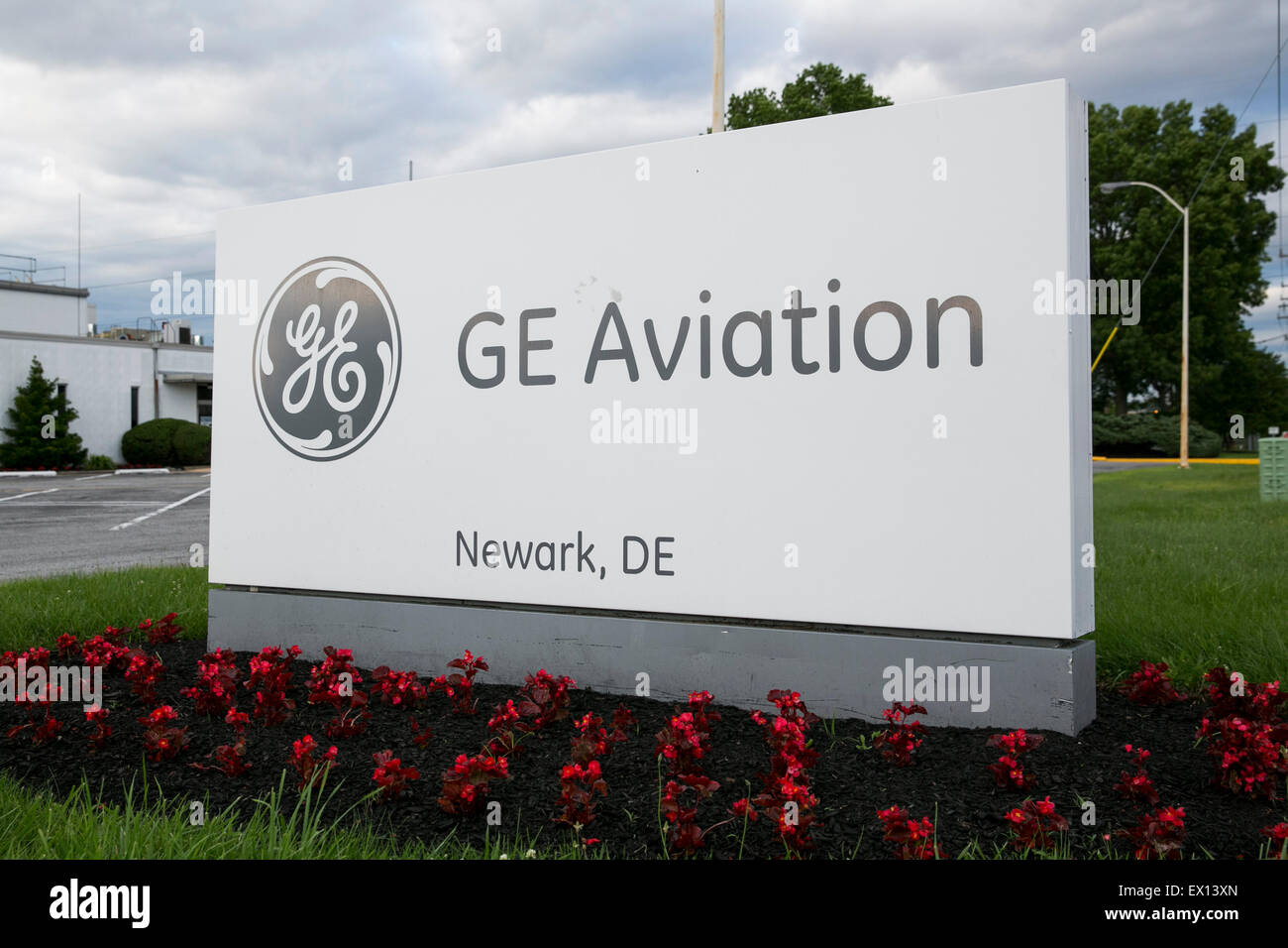 Un logo affiche à l'extérieur d'un établissement occupé par GE Aviation à Newark, Delaware. Banque D'Images