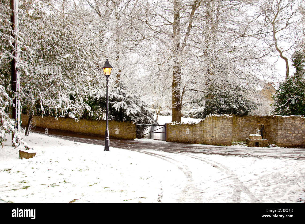 Neige en hiver autour du village de pompe Cossington, Somerset, England, UK Banque D'Images
