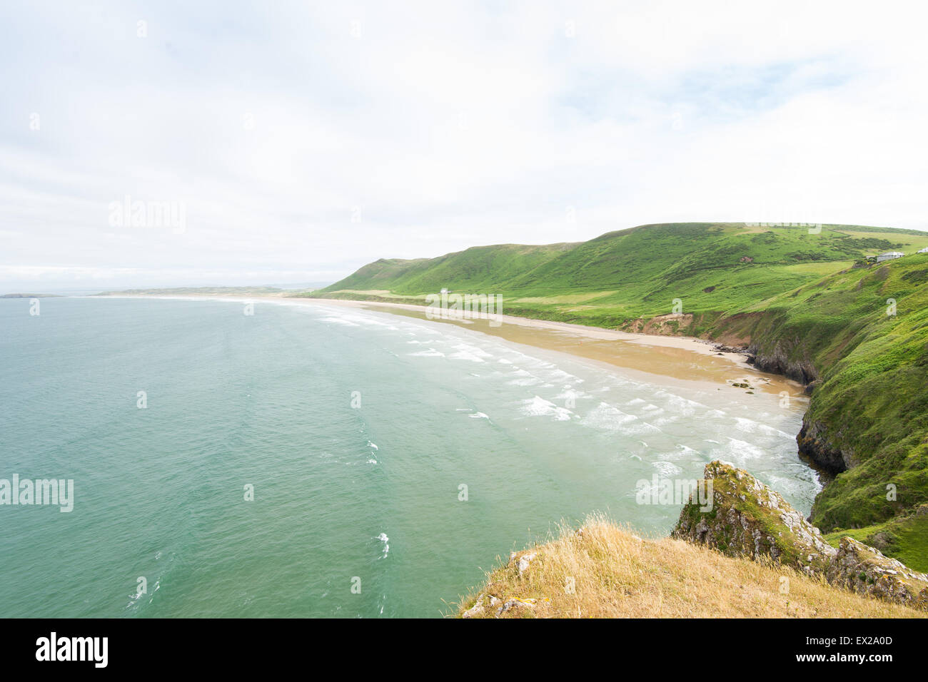 Rhossili Bay Beach sur la péninsule de Gower, dans le sud du Pays de Galles. Voté l'un des 10 plus belles plages au monde. Banque D'Images