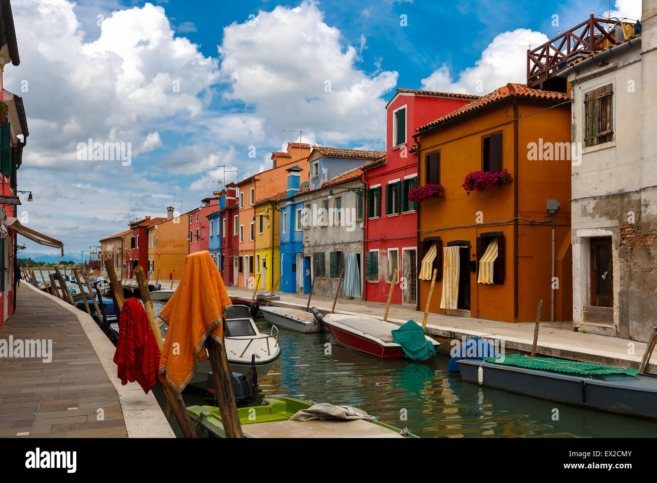 Maisons colorées sur la Burano, Venise, Italie Banque D'Images