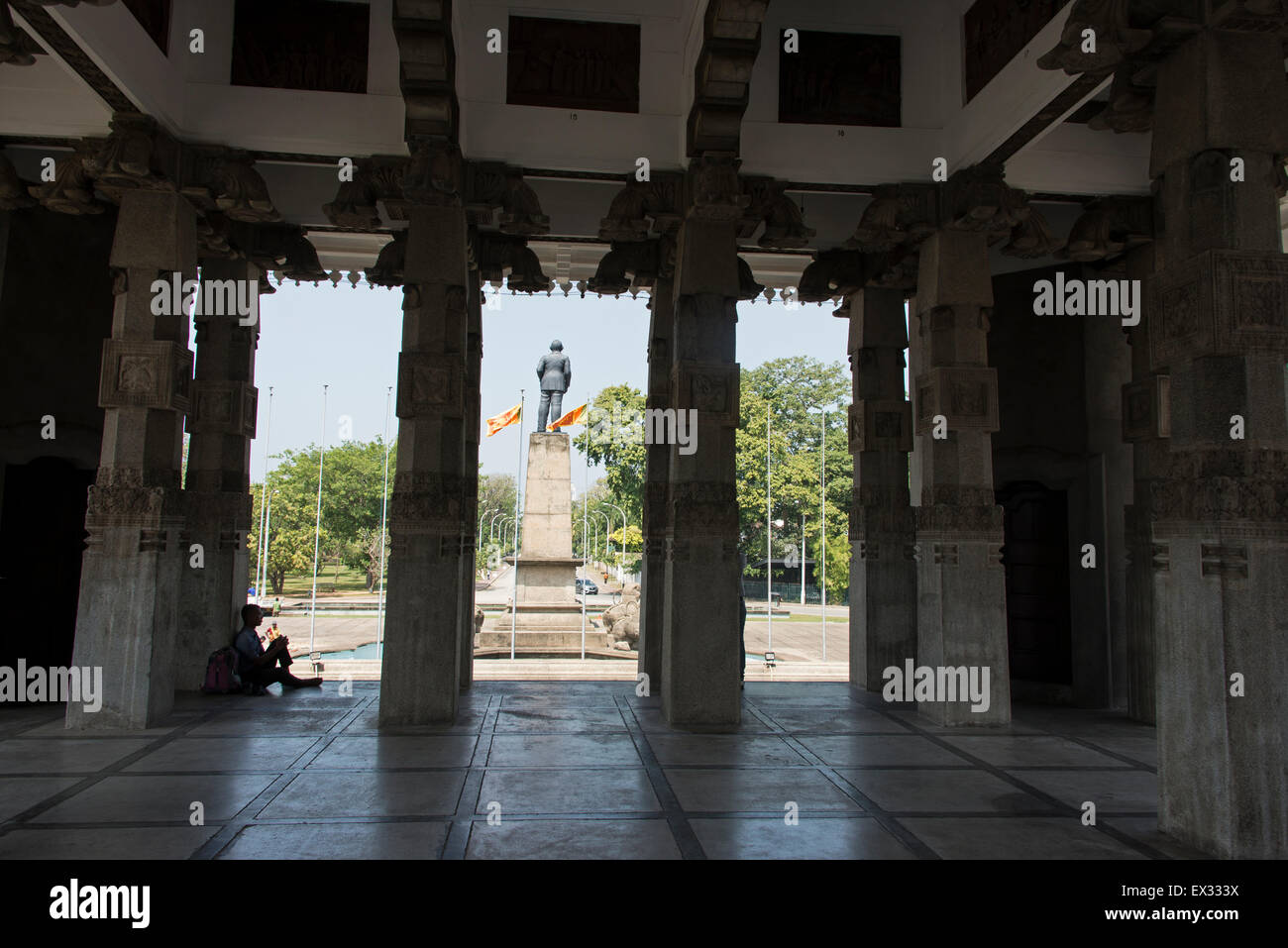 Une statue du premier Premier ministre de Ceylan, RT.Don Stephen Senanayake, du Independence Memorial Hall, place de l'indépendance, Colombo, Sri Banque D'Images