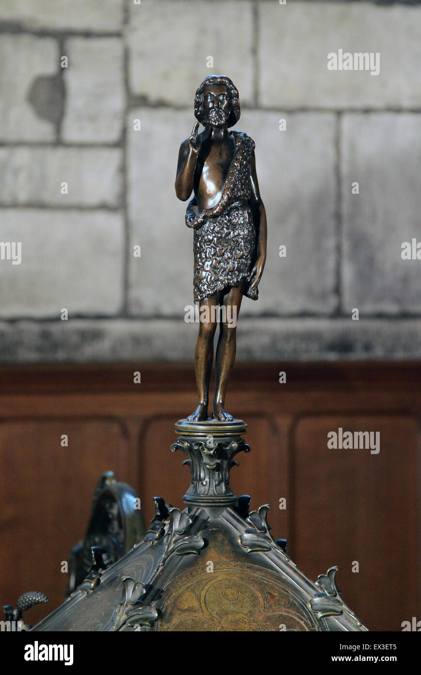 Statue dans la chapelle Notre-Dame de Paris.La Cathédrale Notre-Dame.Notre-Dame.Paris France Banque D'Images