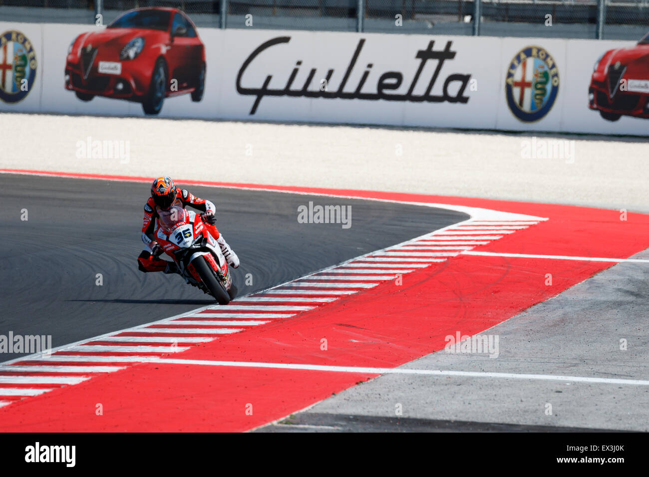 Misano Adriatico, Italie - 21 juin 2015 : Ducati Panigale R de Barni Racing Team, entraîné par Leandro Mercado Banque D'Images