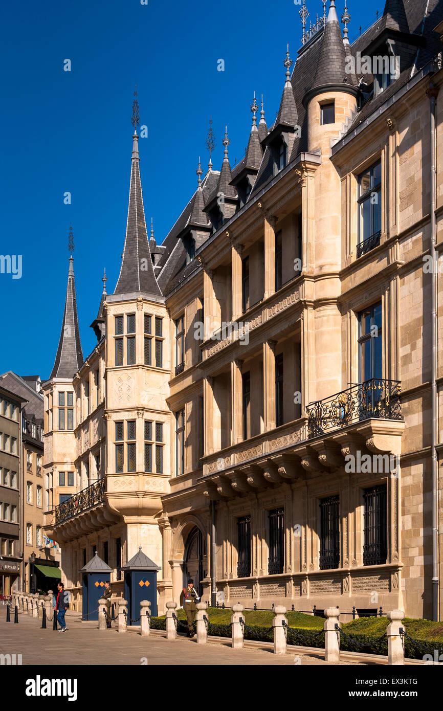 LUX, Luxembourg, ville de Luxembourg, palais du Grand Duc, Palais grand-ducal à la Rue du Marché-aux-Herbes. LUX, Luxembu Banque D'Images