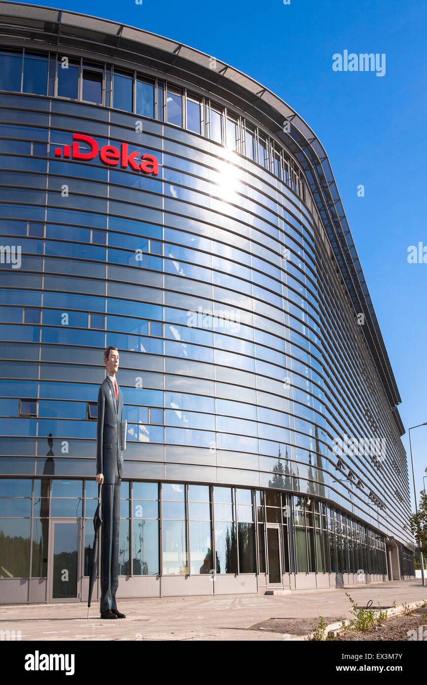 LUX, Luxembourg, ville de Luxembourg, le bâtiment du Deka Bank à la John F. Kennedy Avenue du plateau de Kirchberg, à l'avant Banque D'Images