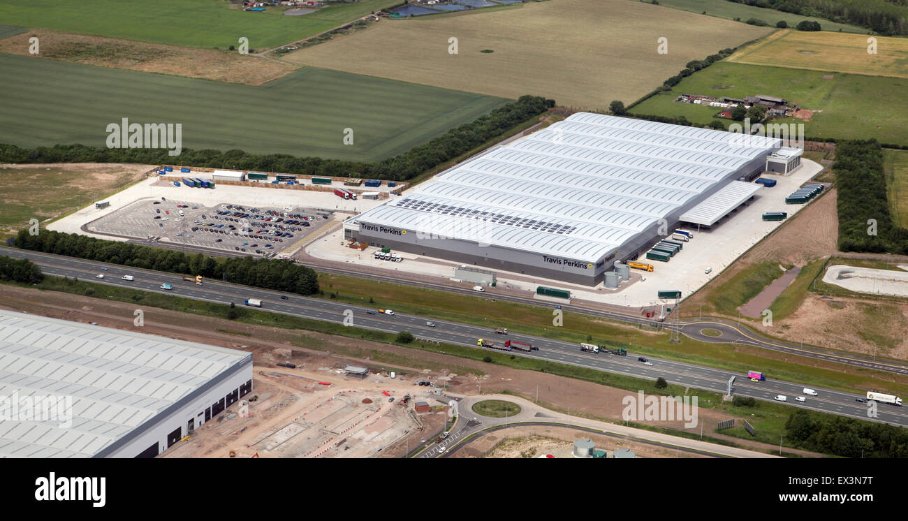 Vue aérienne de l'Travis Perkins Production & distribution centre d'usine à Warrington, Royaume-Uni Banque D'Images