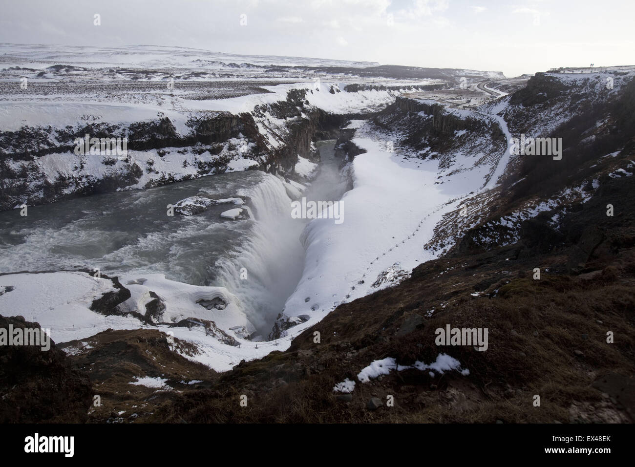 7 avril 2015 - Islande - Gullfoss (Chutes d'Or) est une cascade situé dans le canyon de HvÃ-tÃ¡ River dans le sud-ouest de l'Islande. Gullfoss est partie de le cercle d'or et l'une des attractions de touristes les plus populaires en Islande. (Crédit Image : © Veronika Lukasova/Zuma sur le fil) Banque D'Images