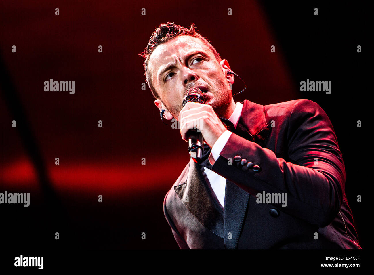 Tiziano Ferro effectue live au stade San Siro à Milan, Italie, le 5 juillet 2015 Banque D'Images