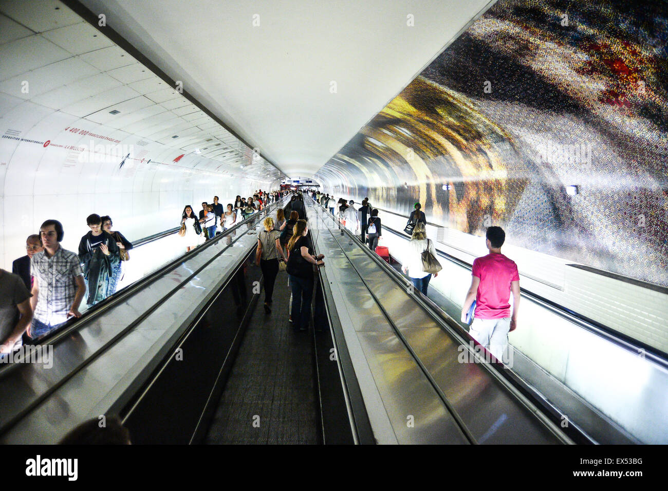 Metro paris Banque de photographies et d’images à haute résolution - Alamy