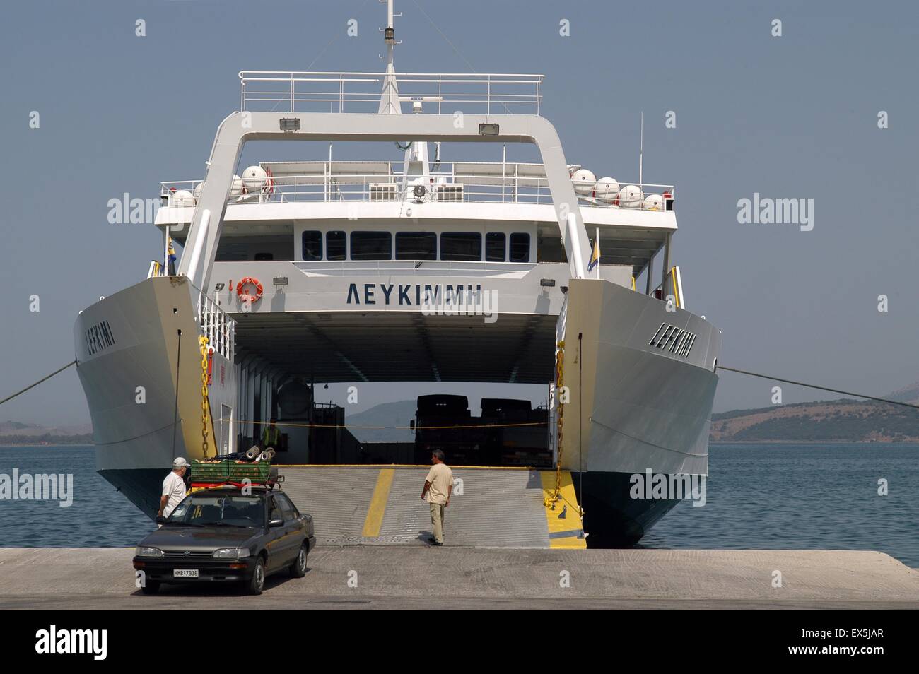 Ferry Igoumenitsa, en Grèce, pour l'île de Corfou Banque D'Images