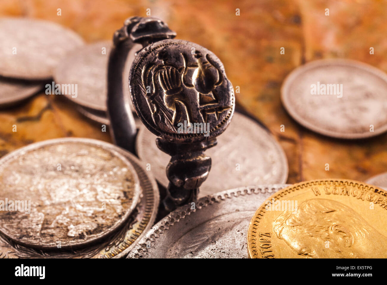 L'anneau avec le soldat Banque D'Images