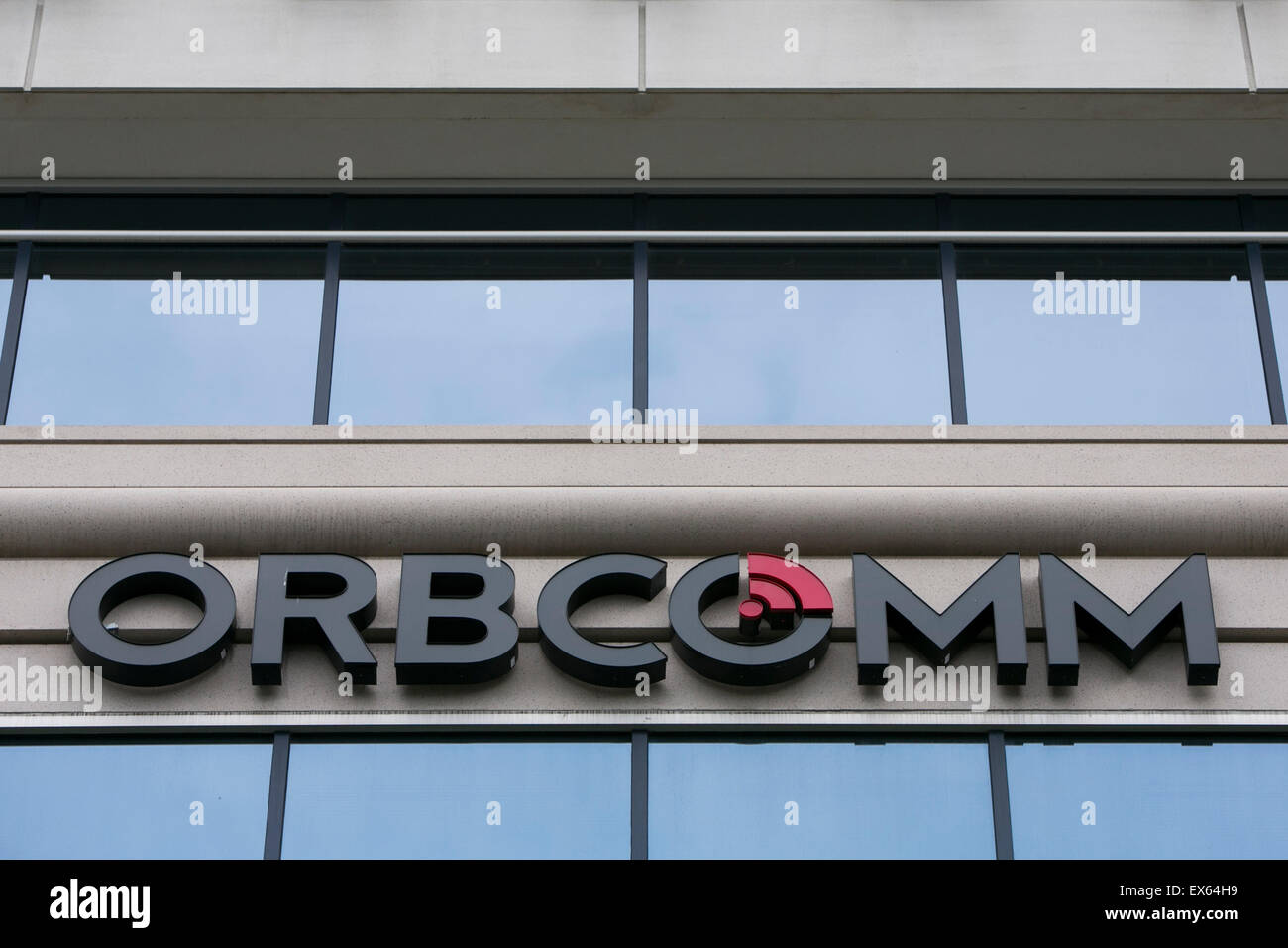 Un logo affiche à l'extérieur d'un immeuble de bureaux occupé par ORBCOMM, Inc., dans la région de Sterling, Virginie. Banque D'Images