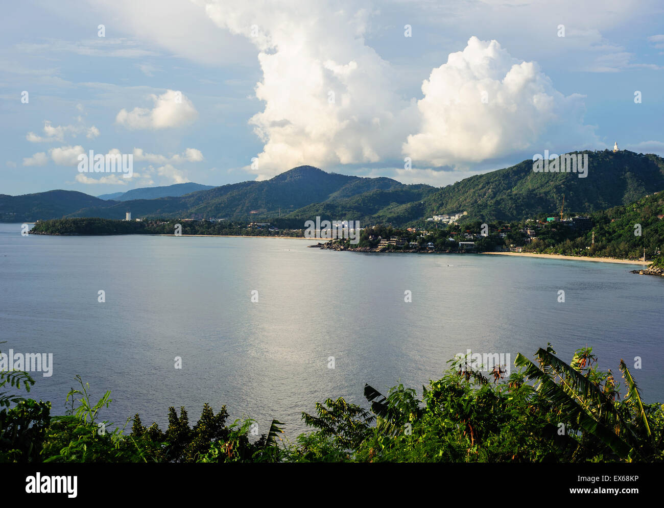 La belle nature et de magnifiques avec la mer et le ciel nuages Banque D'Images