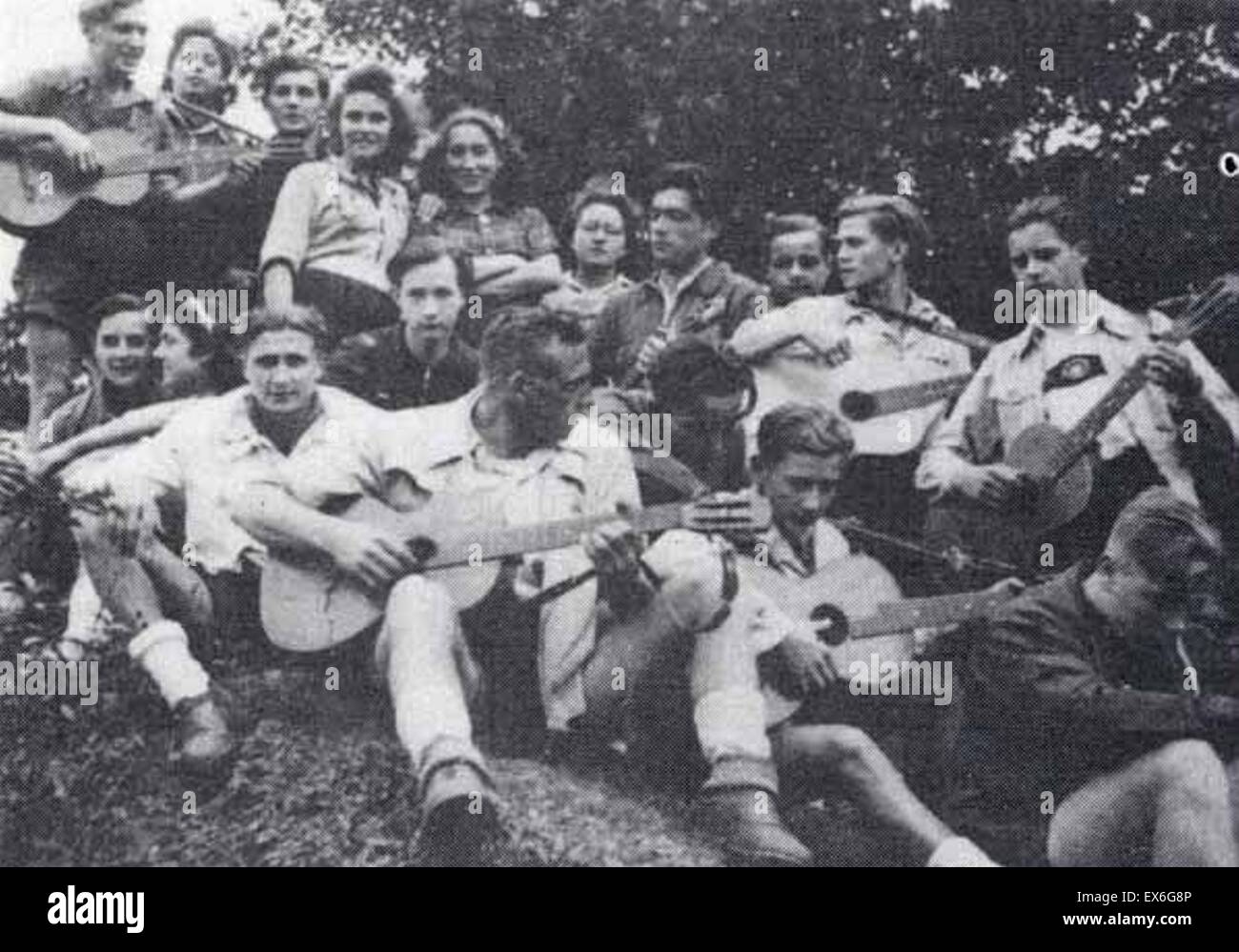 Pirates Edelweiss groupe de jeunes dans l'Allemagne nazie. Ils se sont manifestés à l'ouest de l'Allemagne hors de la jeunesse allemande de la fin des années 1930 en réponse à l'application stricte de l'embrigadement de la jeunesse hitlerienne.1938 Banque D'Images