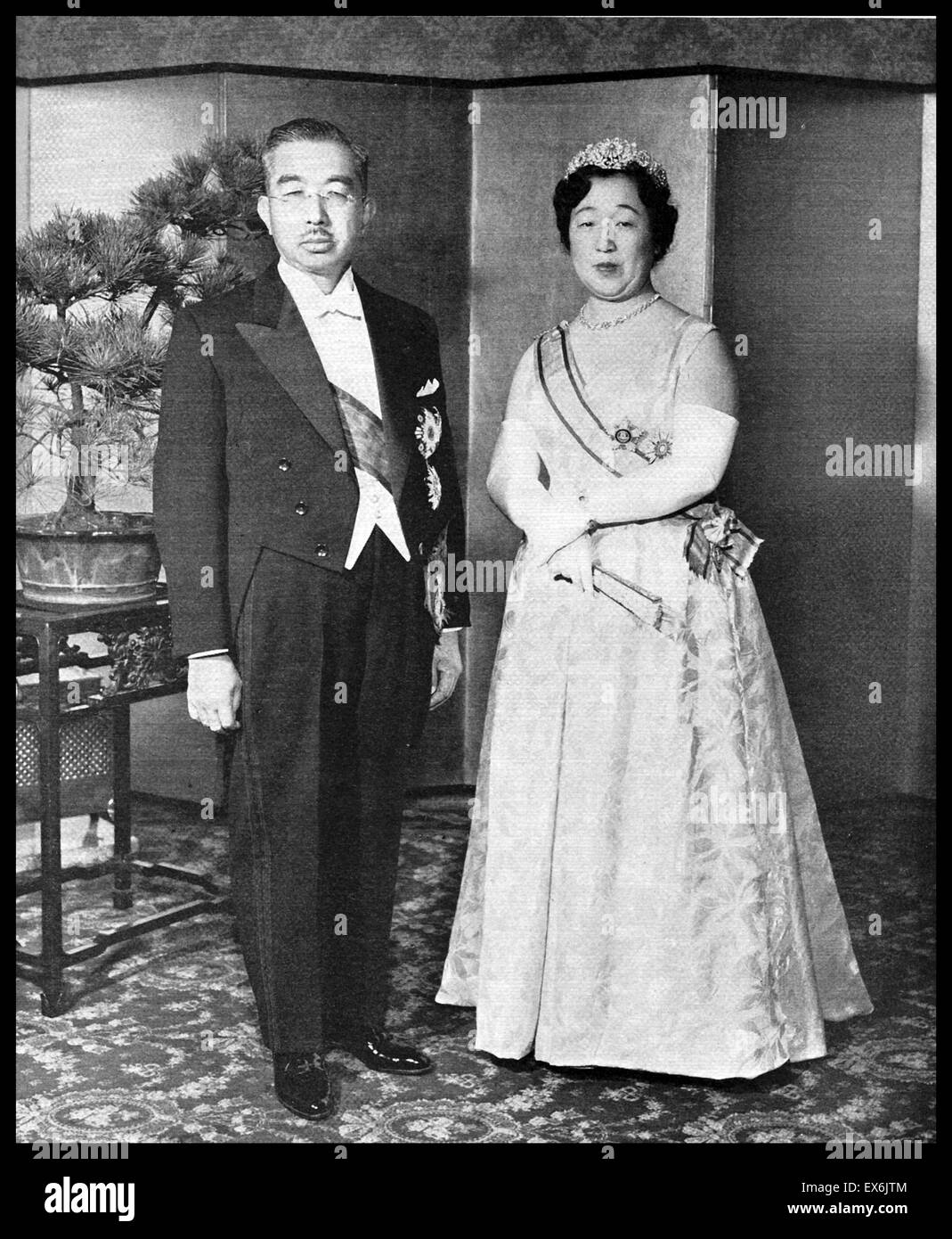 L'empereur Hirohito et de l'Impératrice Nagako du Japon 1956 Banque D'Images