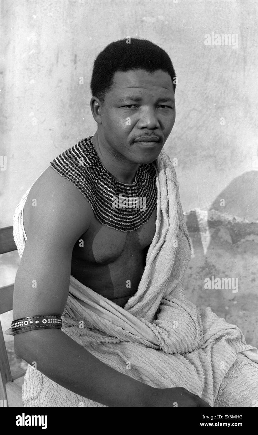 Nelson Mandela en 1961. Mandela (18 juillet 1918 - 5 décembre 2013) était un anti-apartheid en Afrique du Sud, homme politique révolutionnaire et président de l'Afrique du Sud de 1994 à 1999 Banque D'Images