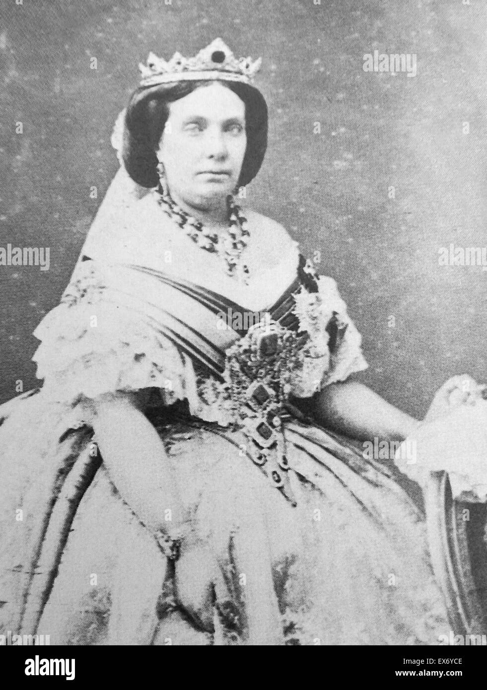 Isabella II (Espagnol : Isabel II ; 1830 - l 1904, reine d'Espagne à partir de 1833 jusqu'en 1868, en exil à Paris vers 1900. Elle a accédé au trône en tant que bébé, mais sa succession fut contesté par les carlistes, qui a refusé de reconnaître une femme souveraine, l Banque D'Images