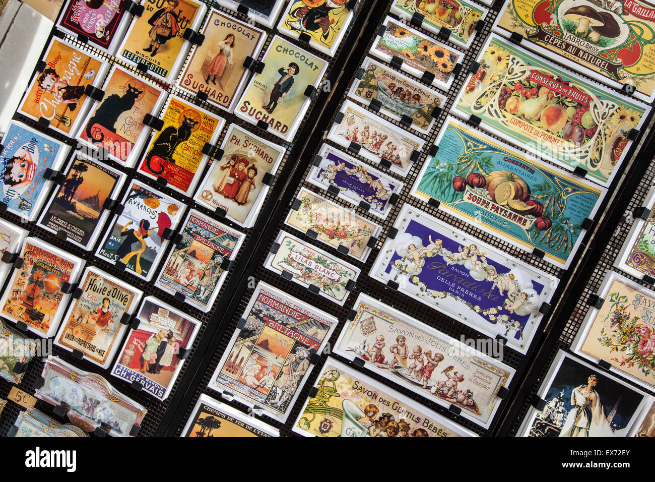 Photo Carte postale en vente le Mont St Michel, Normandie, France Banque D'Images