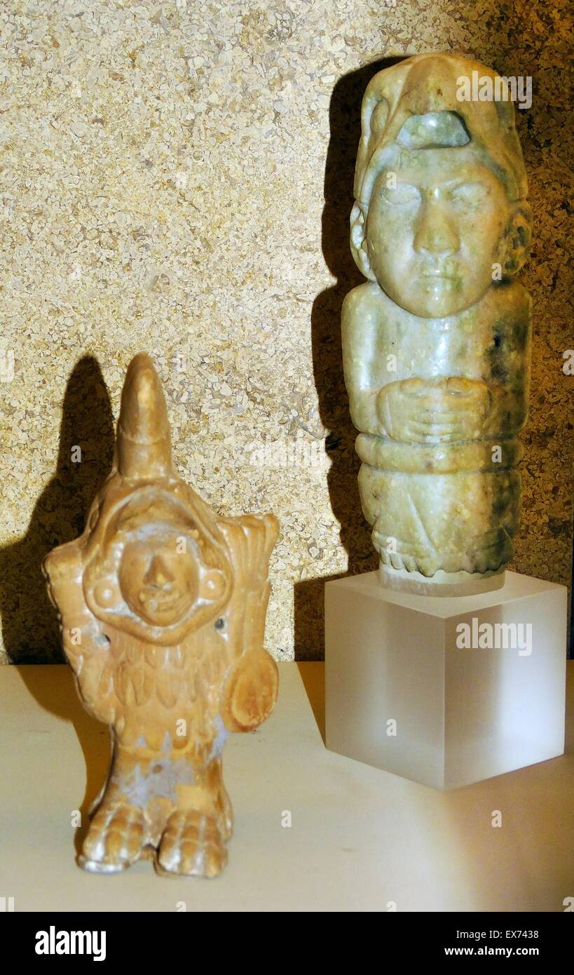 Une poterie et un eagle Jade warrior ; Aztec, AD 1300-1521 Banque D'Images