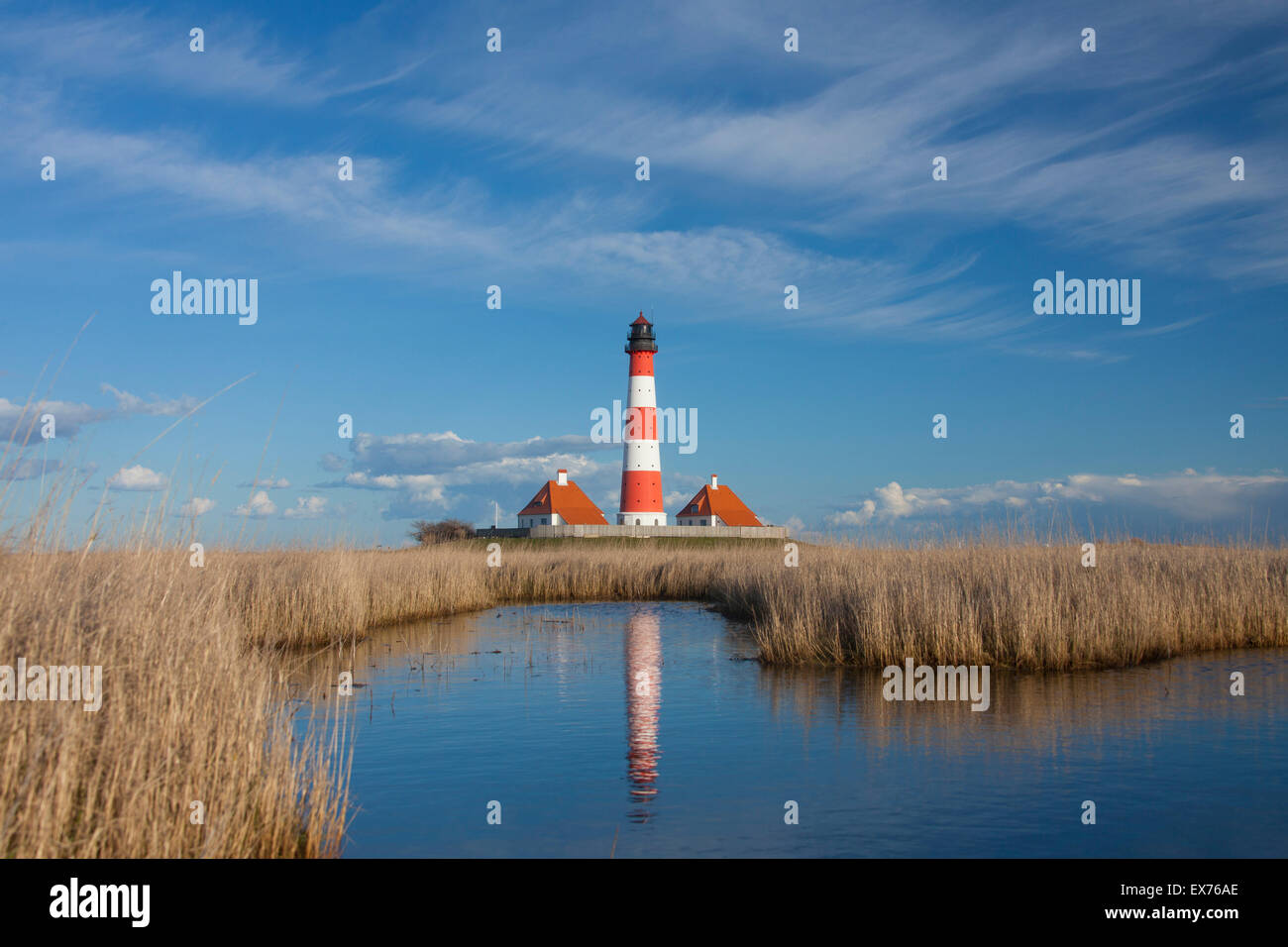 Leuchtturm Westerheversand à Büsum, Parc National de la mer des Wadden, Frise du Nord, Schleswig-Holstein, Allemagne Banque D'Images