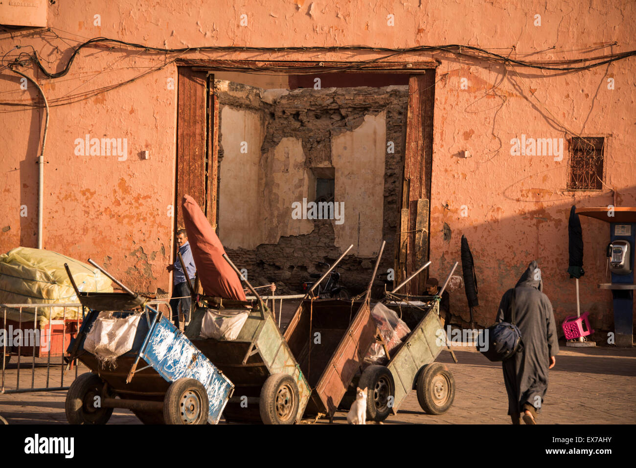 Matin dans les rues de Marrakech - Maroc Banque D'Images