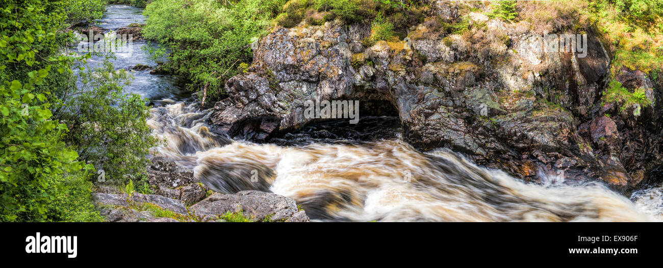 Chutes de la rivière Shin, Shin, Sutherland. Banque D'Images