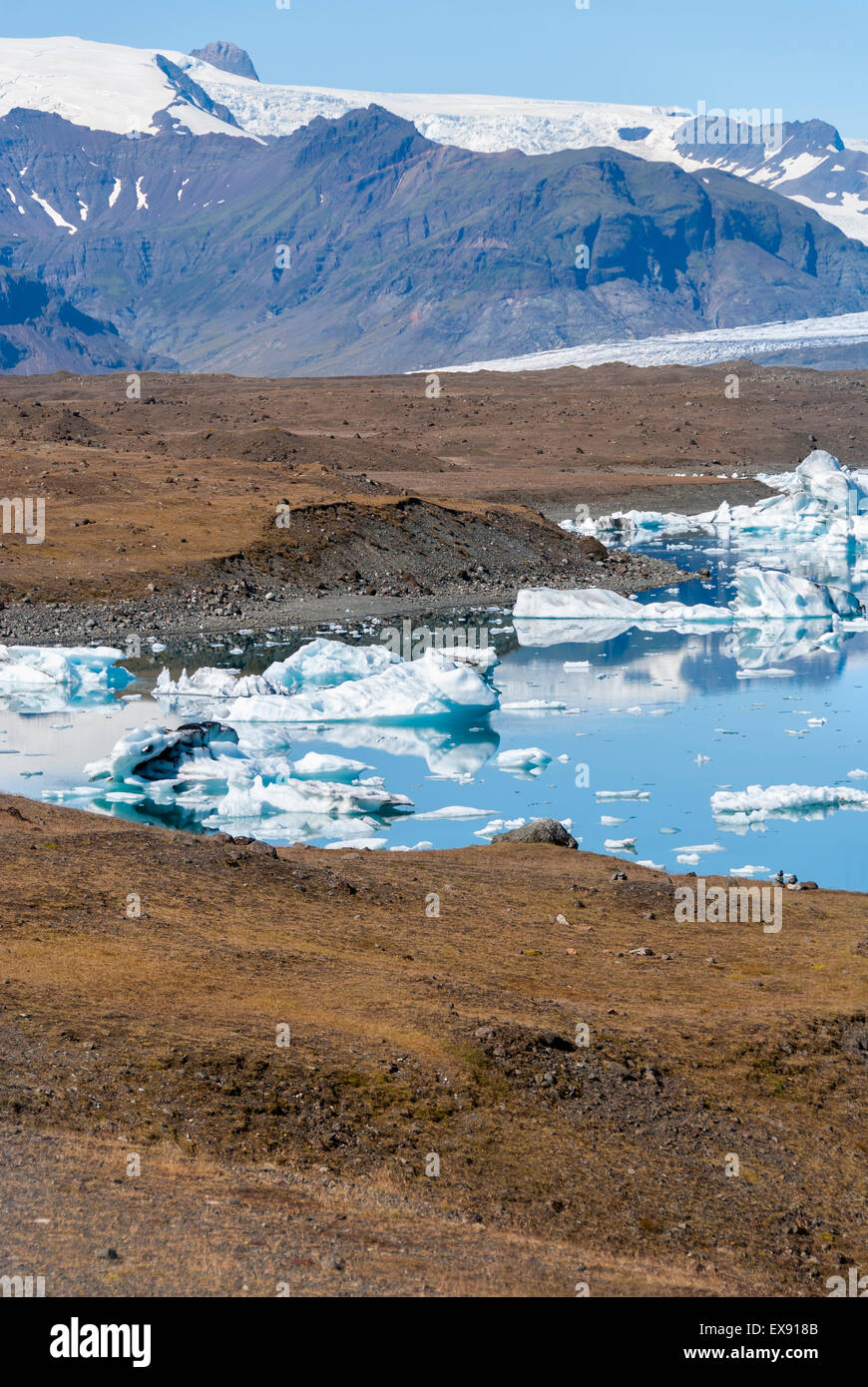Iceberg dans le lac jokulsarlon en Islande Banque D'Images