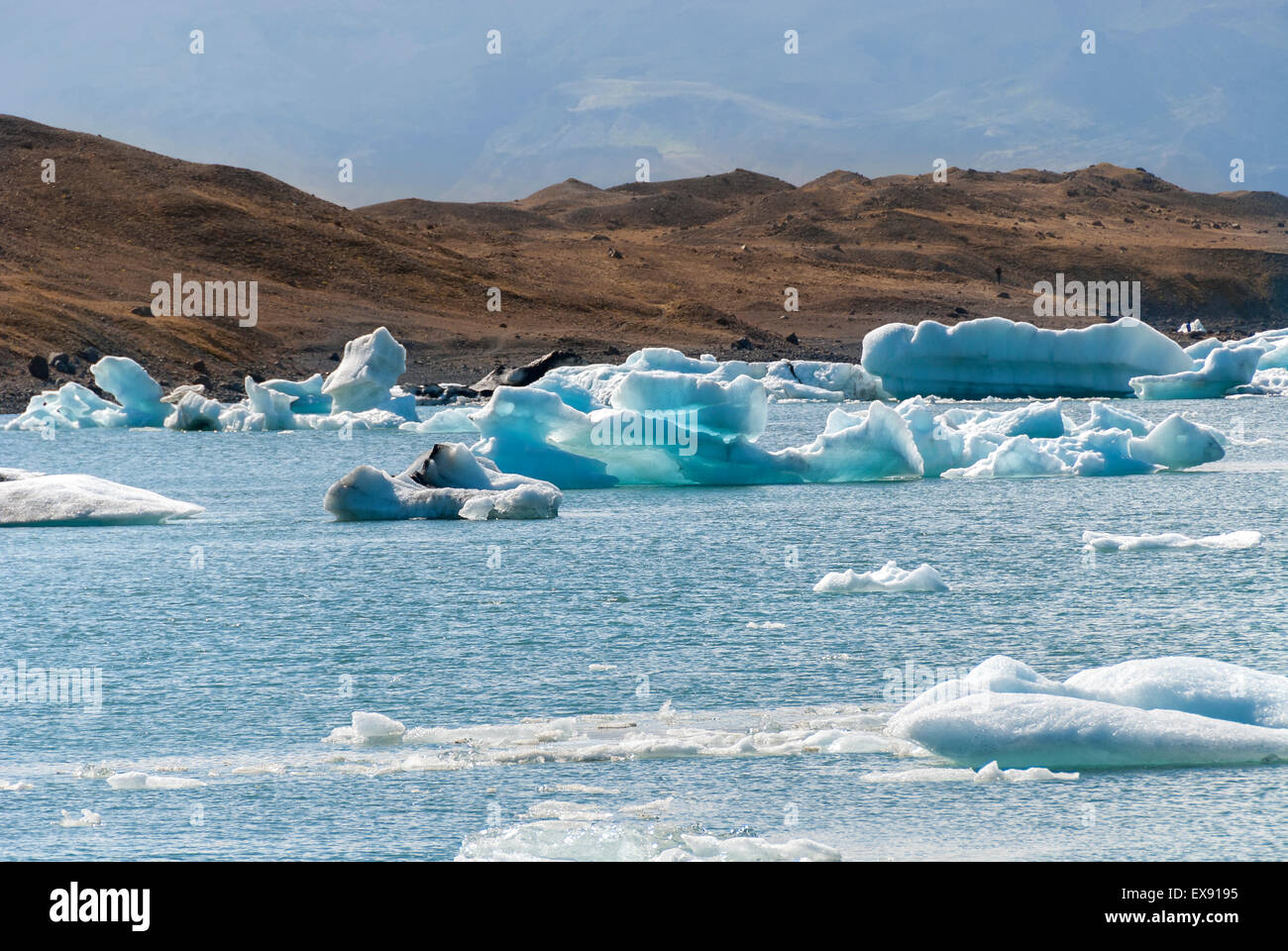 Iceberg dans le lac jokulsarlon en Islande Banque D'Images