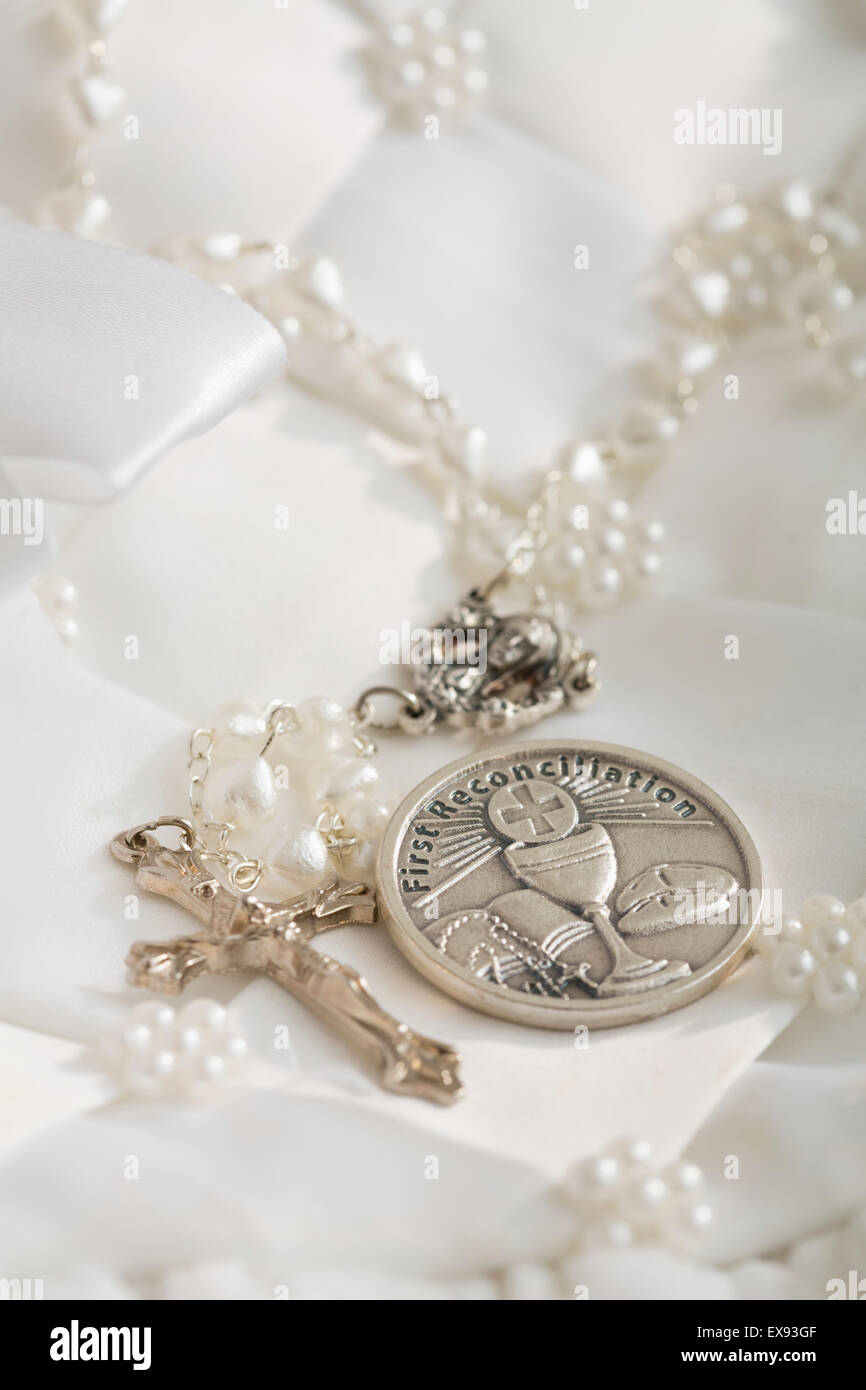 Chapelet Religieux En Argent Sterling Et Perles Blanches - Occasion - Vintage