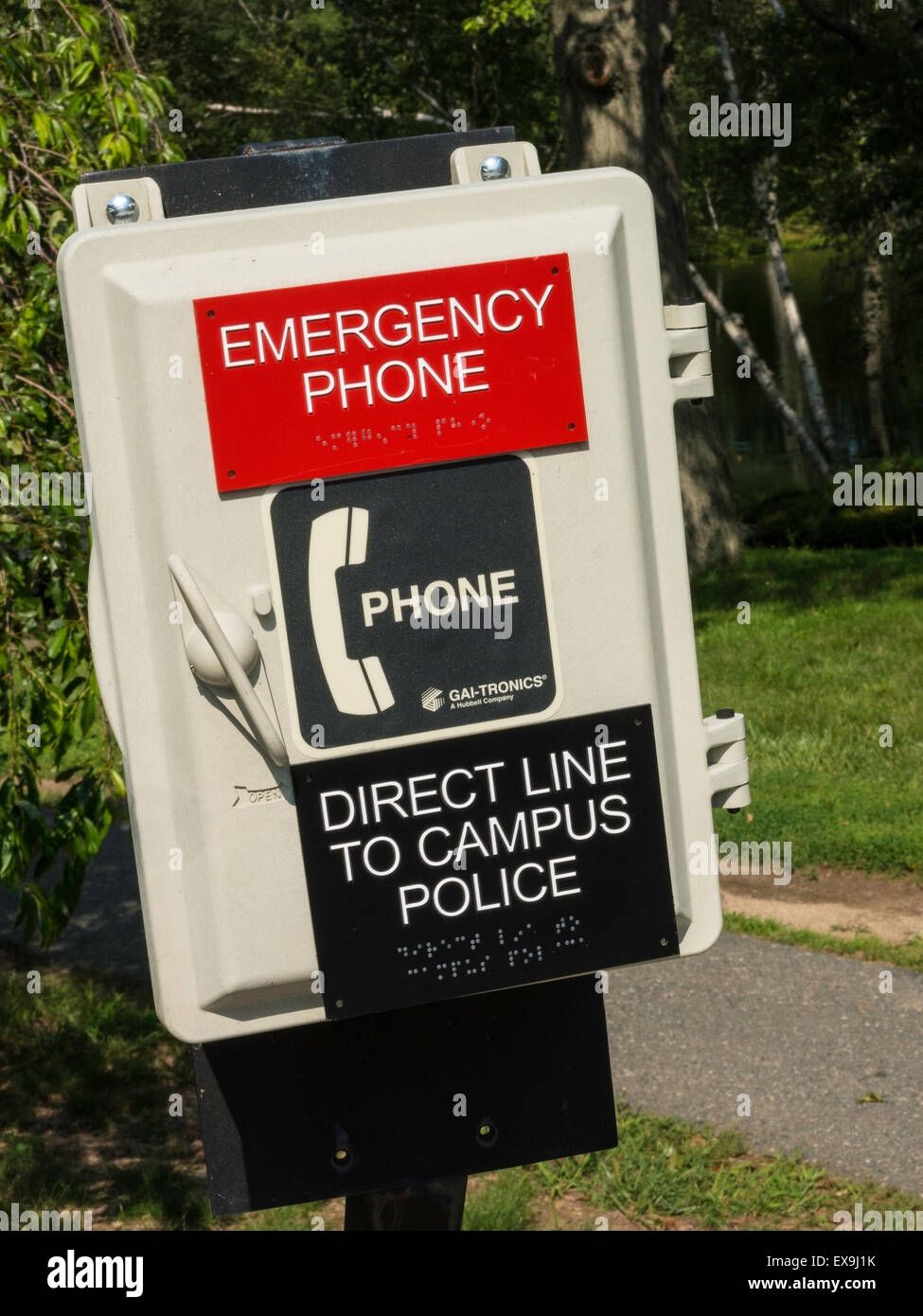 De Téléphone d'appel fort, Campus Stonehill College Campus, Easton, MA Banque D'Images