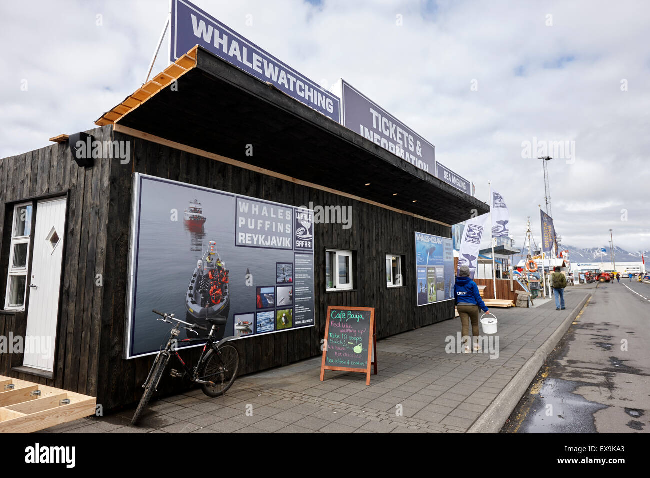 Voyages des baleines et de l'information bureau de réservation port de Reykjavik en Islande Banque D'Images