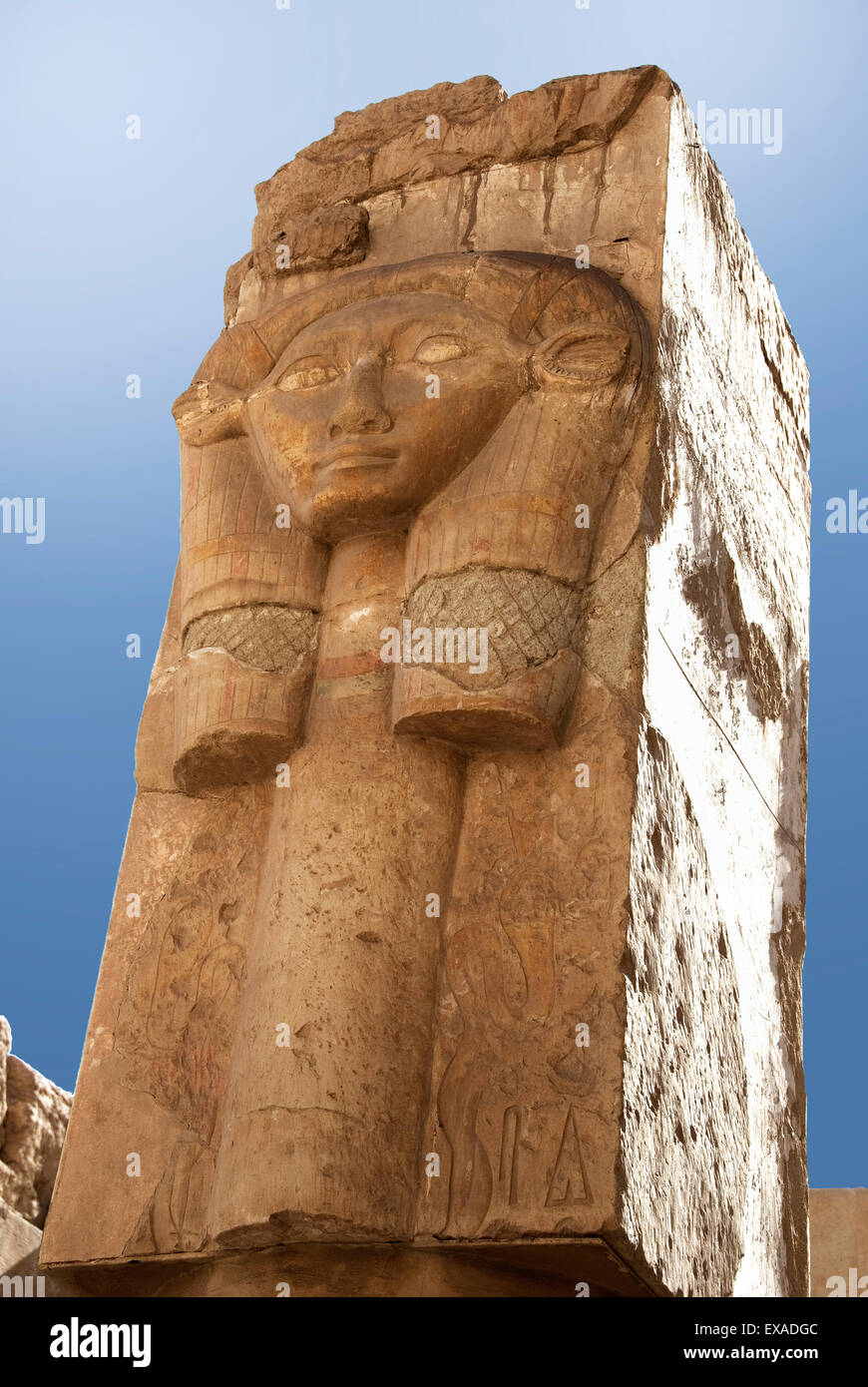 Deir El Bahari, Louxor, Egypte : temple de la reine Hatshepsout (Nouvel Empire 1567-1080 b.C.(Djeser) hathoric djeseru : capital Banque D'Images