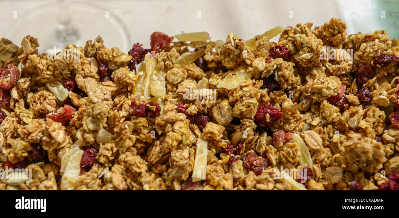 Muesli est un régime sain pour les personnes fortes Banque D'Images