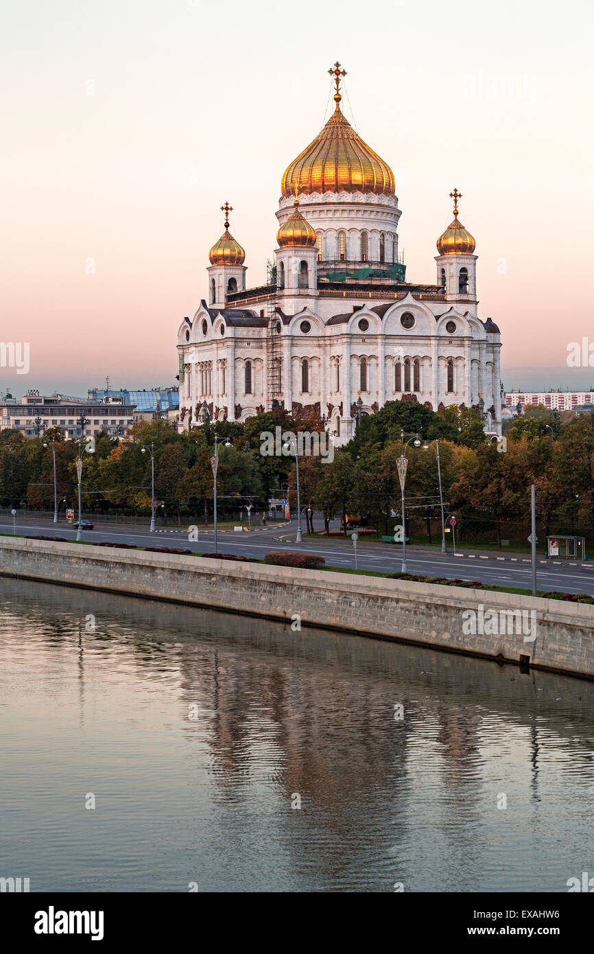 Cathédrale de Christ le Sauveur et Moskova, Moscou, Russie, Europe Banque D'Images