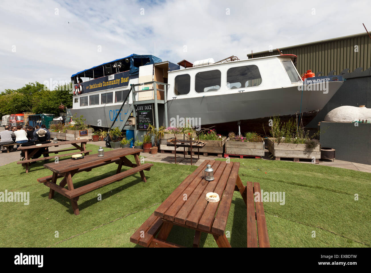 Le River Princess, Docklands Community Voile & Cafe au Dock, Cody Canning Town, Londres, UK Banque D'Images