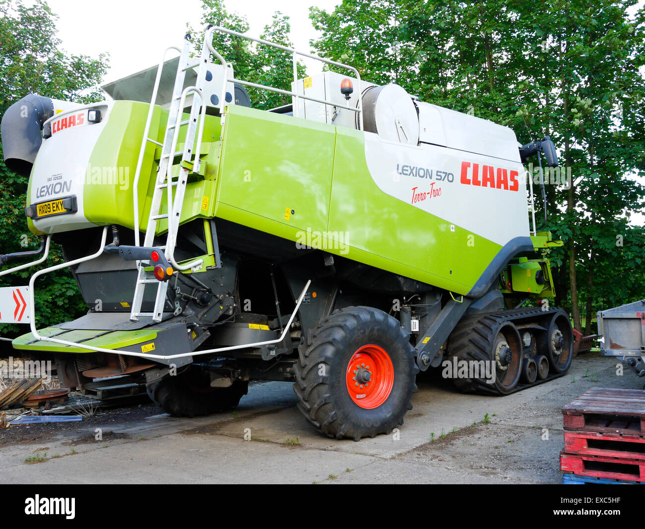 Rendmt Lexion Claas 570 Moissonneuse Batteuse sans rouler. UK. Banque D'Images