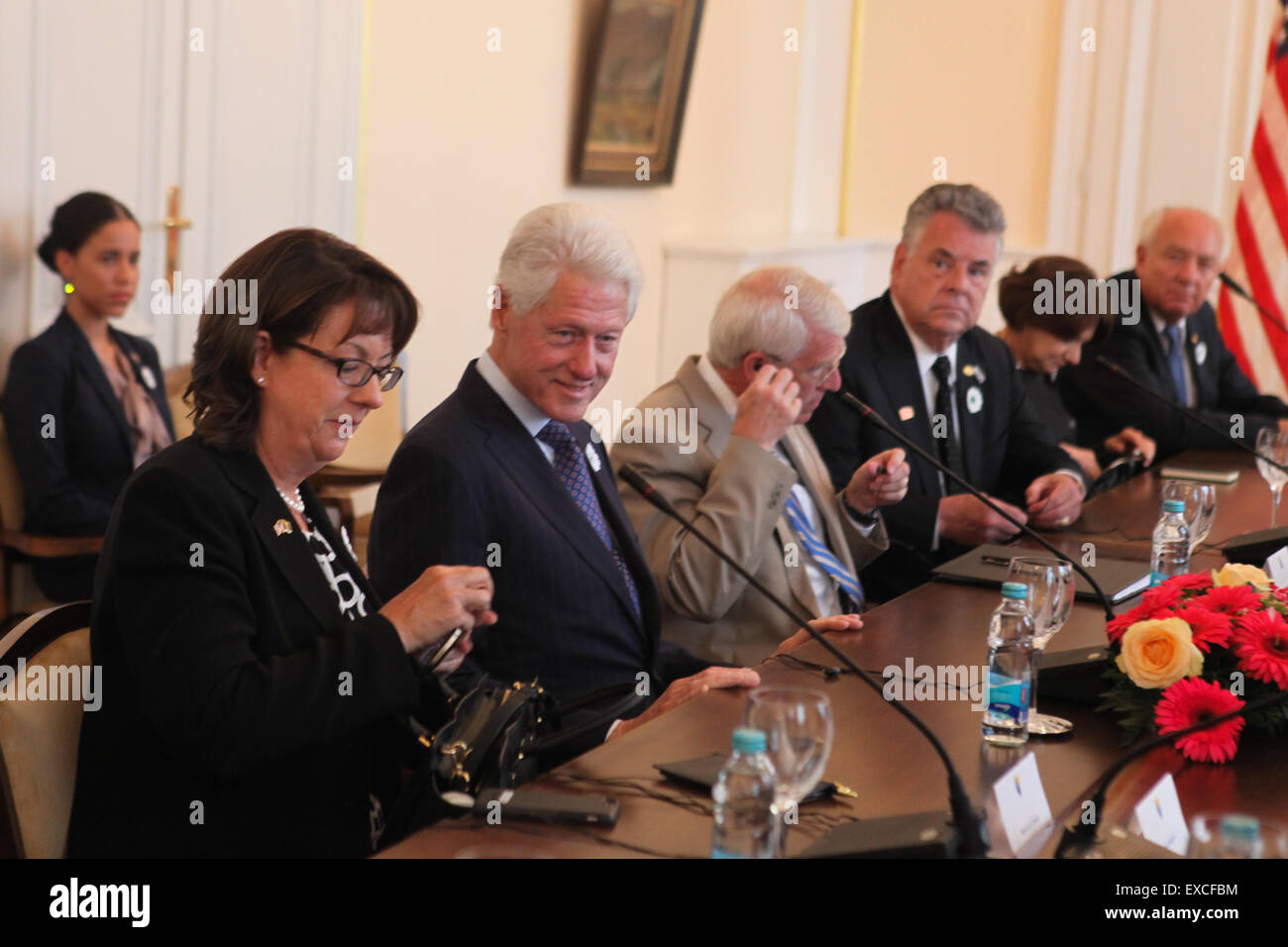 Sarajevo, Bosnie-et-Herzégovine. 11 juillet, 2015. L'ancien président américain Bill Clinton assiste à la réunion avec la présidence tripartite à Sarajevo, Bosnie-et-Herzégovine. Clinton est arrivé plus tôt aujourd'hui à Srebrenica pour rendre hommage aux victimes du génocide qui s'est passé au cours de sa présidence de l'USA. Credit : Jasmin Brutus/Alamy Live News Banque D'Images