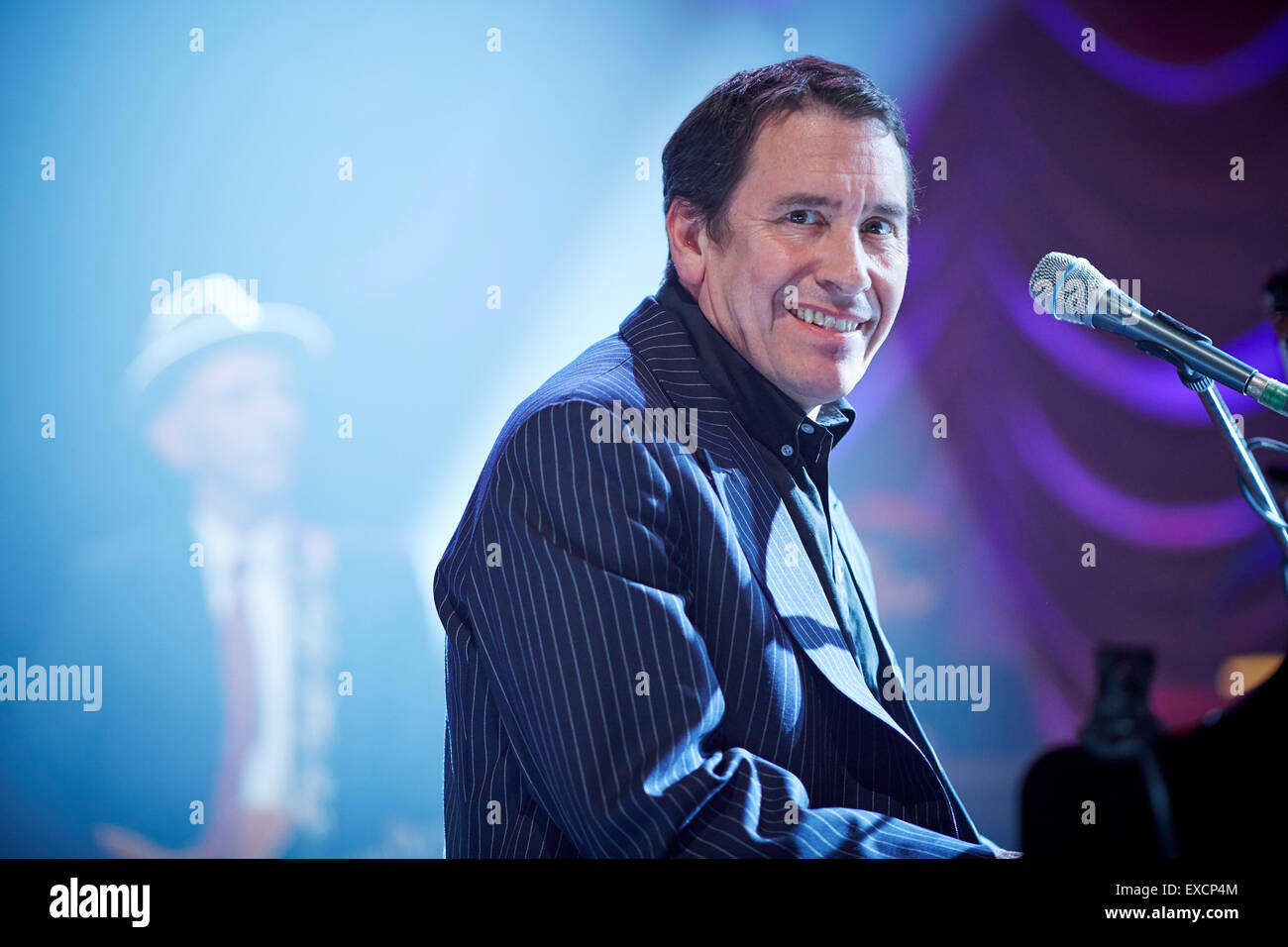 Jools Holland big band événement au jardin d'hiver de Blackpool pour BBC Television show sur scène lors de l'événement piano big eye contact Banque D'Images