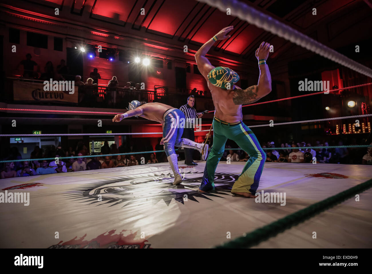 Londres, Royaume-Uni. 11 juillet, 2015. lucha libre combat libre mexicain à York Hall, London , UK Crédit : carol moir/Alamy Live News Banque D'Images