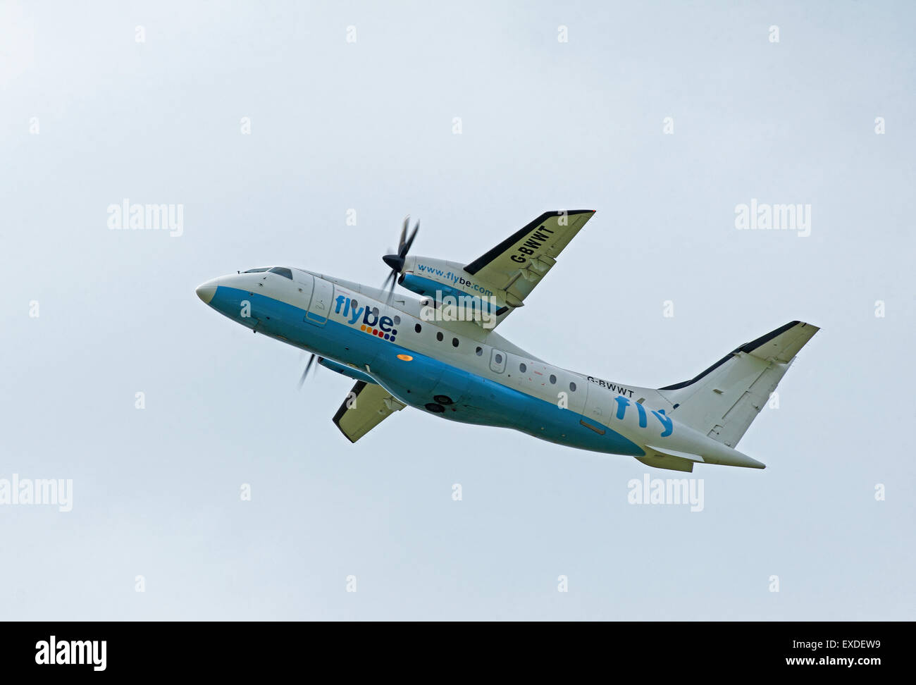 Dornier 328-100 34 places avion court-courrier de FlyBe de l'aéroport d'Inverness. 9945 SCO. Banque D'Images